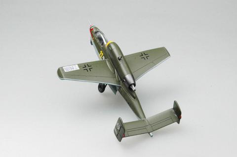    Heinkel He-162A-2