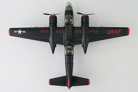 Модель самолета  Douglas A-26B Invader