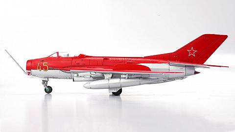 Модель самолета МиГ-19С Модель самолета МиГ-19С
