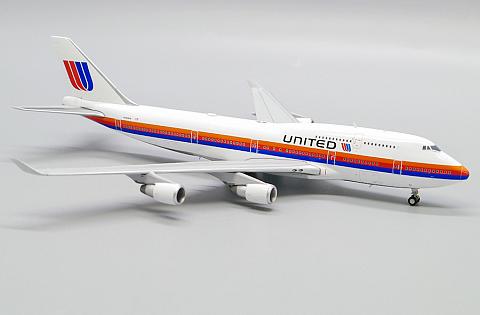 Boeing 747-400 "Saul Bass"