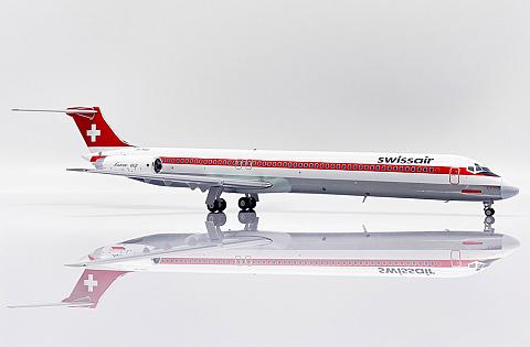 McDonnell Douglas MD-82