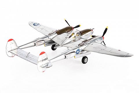 Модель самолета  Lockheed P-38J Lightning Модель самолета  Lockheed P-38J Lightning