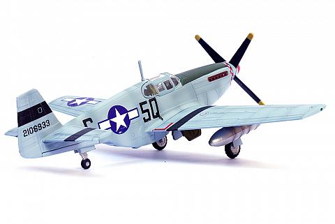 ������ ��������  North American P-51B Mustang