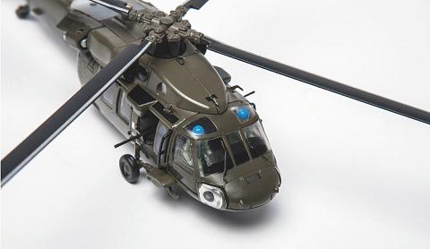    UH-60 Black Hawk   1:72