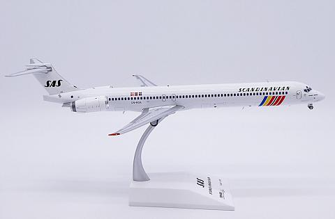 McDonnell Douglas MD-90