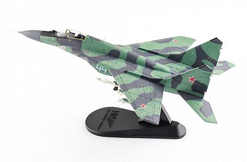 Модель самолета МиГ-29 9-13 Модель самолета МиГ-29 9-13