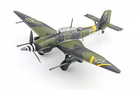 Модель самолета Junkers Ju 87G-2 "Tank Buster" Модель самолета Junkers Ju 87G-2 "Tank Buster"