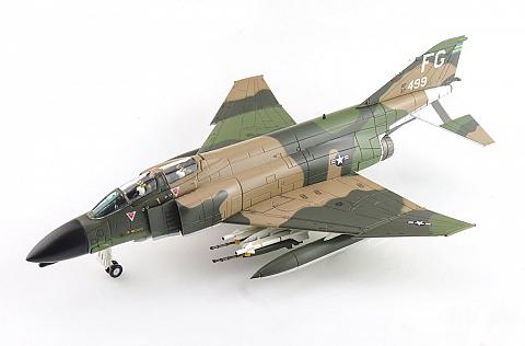 Модель самолета McDonnell Douglas F-4C Phantom II Модель самолета McDonnell Douglas F-4C Phantom II