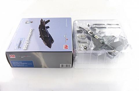 Модель самолета Lockheed Martin F-35B Модель самолета Lockheed Martin F-35B