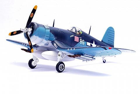 Модель самолета Vought F4U-1 Corsair Модель самолета Vought F4U-1 Corsair