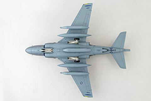 Модель самолета  Grumman EA-6B Prowler
