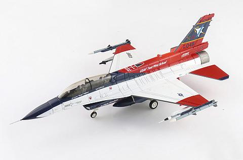Модель самолета General Dynamics X-62A VISTA Модель самолета General Dynamics X-62A VISTA