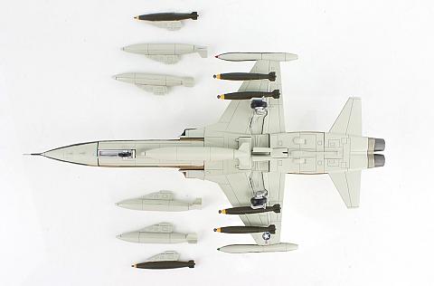 Модель самолета Northrop F-5C Skoshi Tiger Модель самолета Northrop F-5C Skoshi Tiger