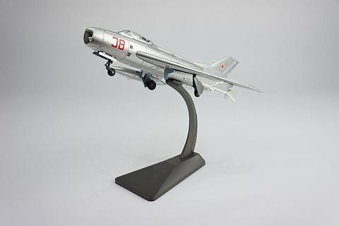 Модель самолета  МиГ-19