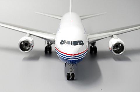    Boeing 767-200