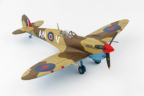 Модель самолета  Supermarine Spitfire Vb Trop
