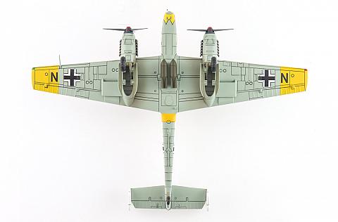 Модель самолета Messerschmitt Bf 110E Модель самолета Messerschmitt Bf 110E