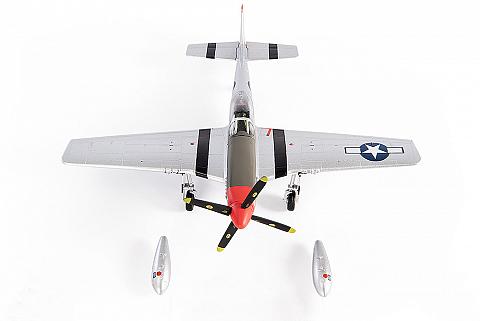 Модель самолета  North American P-51D Mustang Модель самолета  North American P-51D Mustang