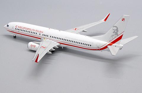    Boeing 737-800 " 1 "