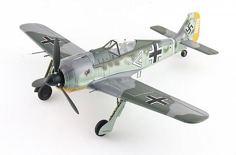 Модель самолета Focke-Wulf FW190A-3 Модель самолета Focke-Wulf FW190A-3