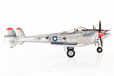 Lockheed P-38J Lightning