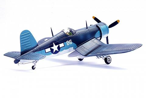 Модель самолета Vought F4U-1 Corsair Модель самолета Vought F4U-1 Corsair