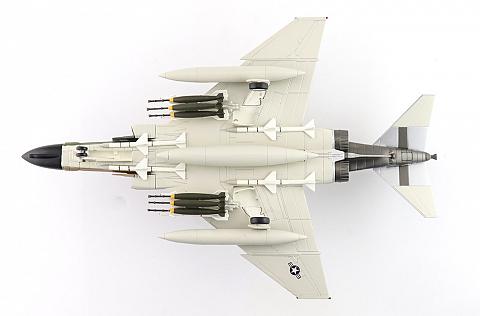 Модель самолета McDonnell Douglas F-4C Phantom II Модель самолета McDonnell Douglas F-4C Phantom II
