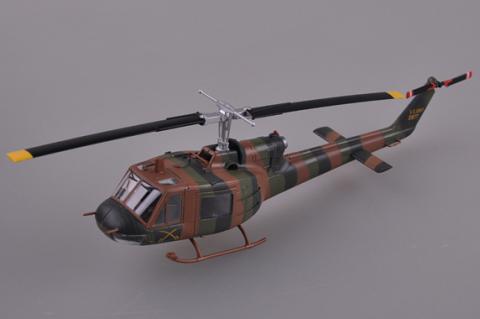Модель самолета  Bell UH-1B Huey