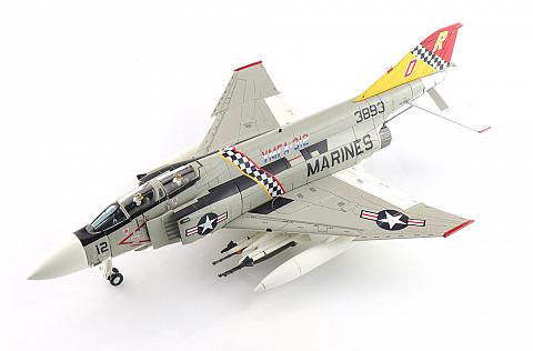 Модель самолета McDonnell Douglas F-4J Phantom II Модель самолета McDonnell Douglas F-4J Phantom II