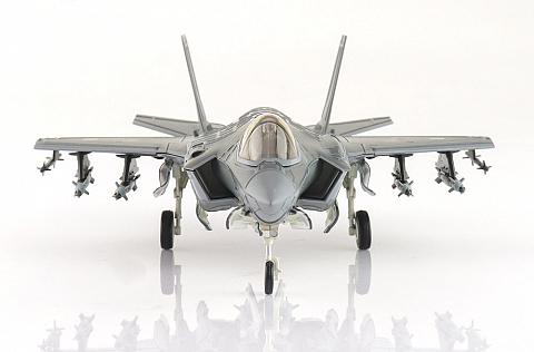 Модель самолета Lockheed Martin F-35A "Husarz" Модель самолета Lockheed Martin F-35A "Husarz"