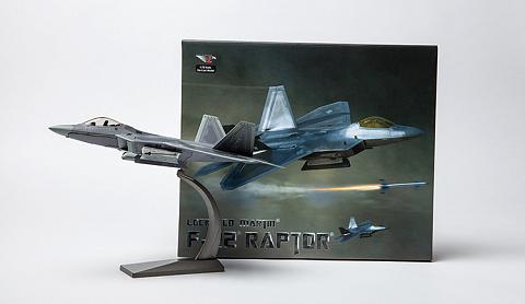    F-22A Raptor   1:72