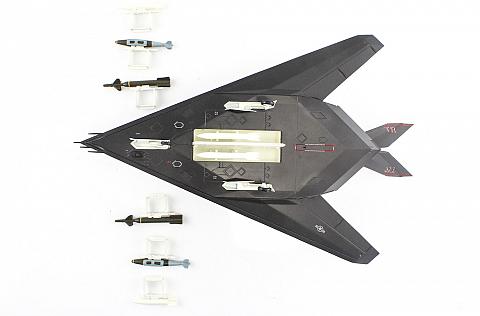    Lockheed F-117A Nighthawk (  61  57)