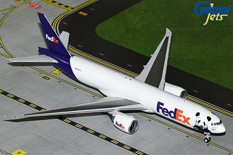 Boeing 777-200LRF "Panda Express"
