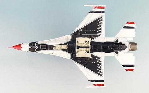    Lockheed Martin F-16C Thunderbirds