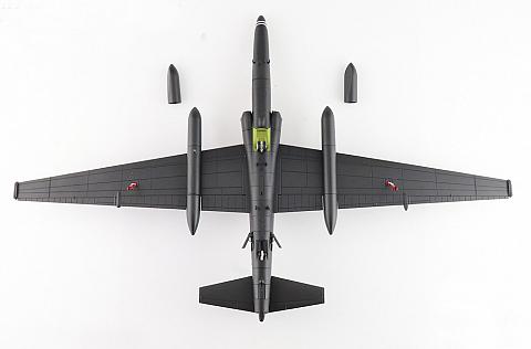 Модель самолета Lockheed U-2S Dragon Lady Модель самолета Lockheed U-2S Dragon Lady