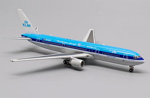 Boeing 767-300ER