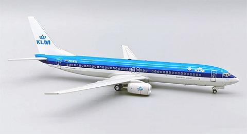 Boeing 737-900