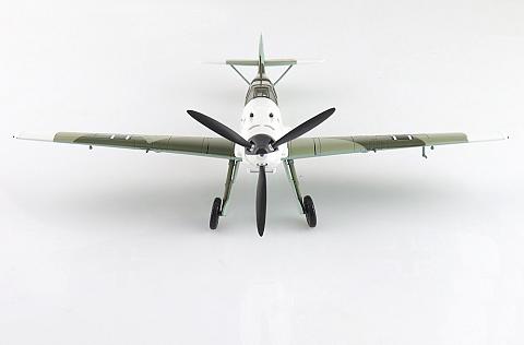 Модель самолета Messerschmitt Bf 109E-3 Модель самолета Messerschmitt Bf 109E-3