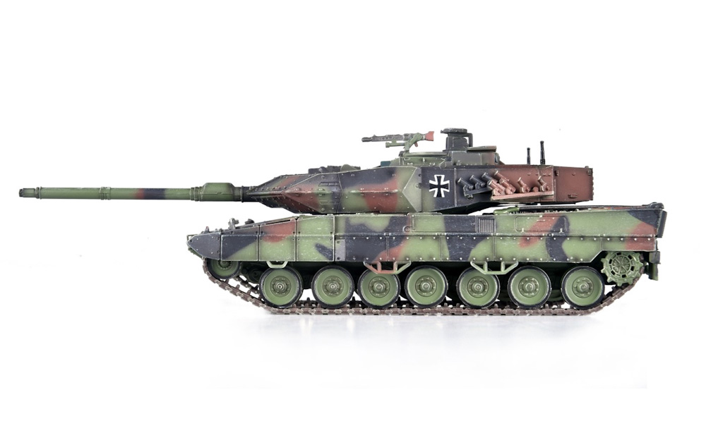 ������ ��������  ���� Leopard 2A6EX