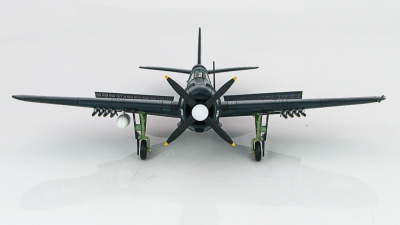 Модель самолета Curtiss SB2C-4E Helldiver Модель самолета Curtiss SB2C-4E Helldiver