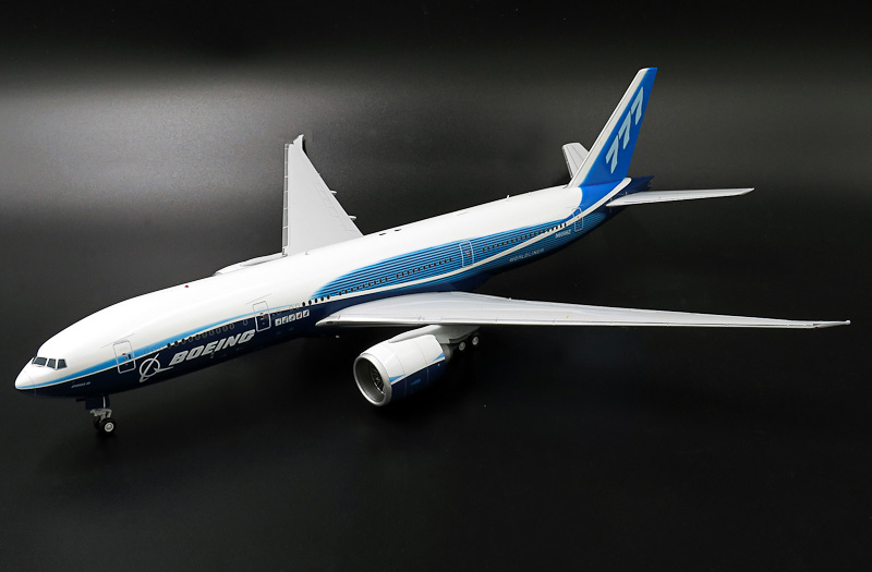    Boeing 777-200LR