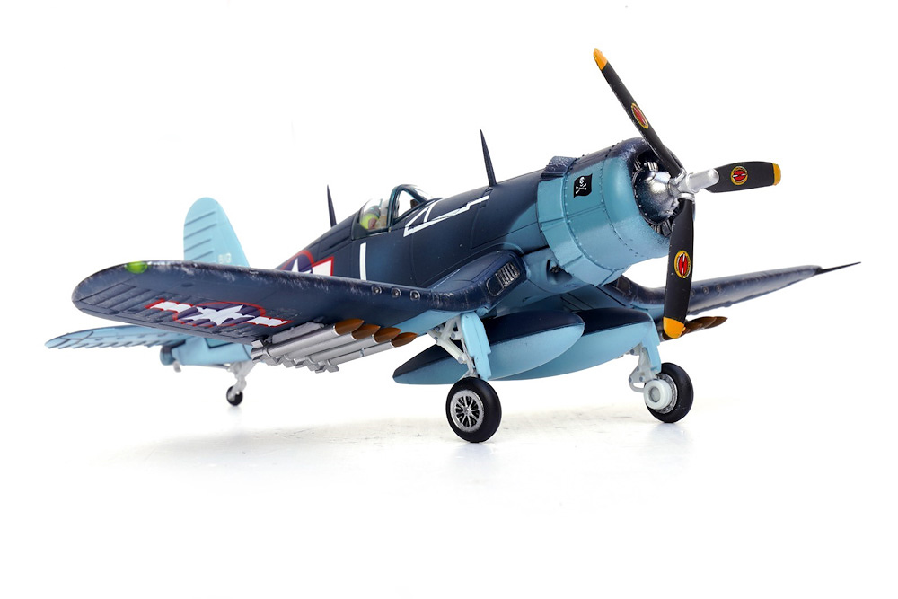 ������ ��������  Vought F4U-1A Corsair