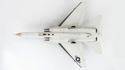 Модель самолета North American RA-5C Vigilante Модель самолета North American RA-5C Vigilante