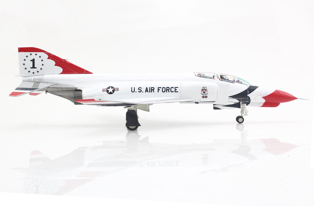 ������ ��������  McDonnell Douglas F-4E "Thunderbirds"