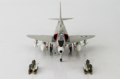 Модель самолета Douglas A-4 Skyhawk Модель самолета Douglas A-4 Skyhawk